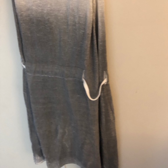 Sarah pacini linen wrap top.  One size - Picture 5 of 13